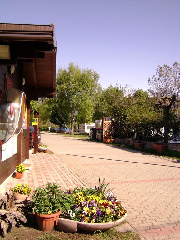 Camping Parisi Baveno Exterior photo